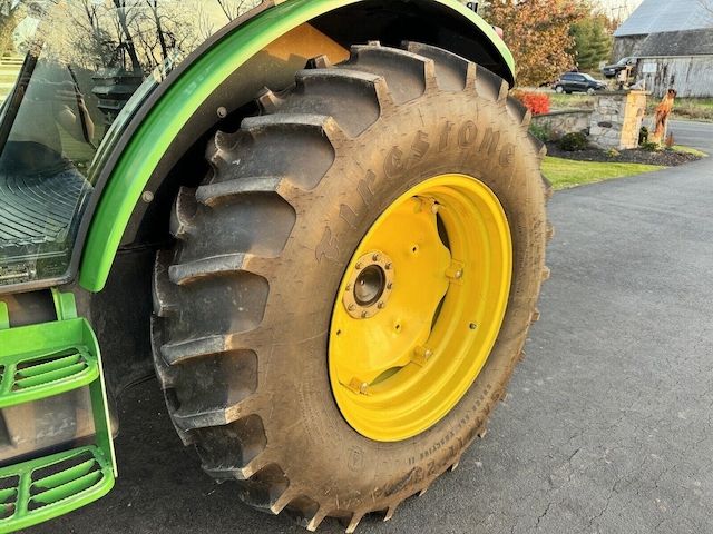 2003 John Deere 5220 Tractor 4x4