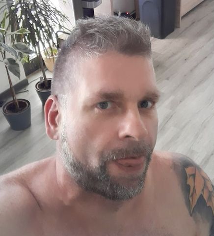 Suche Frau für tabuloses Schreiben