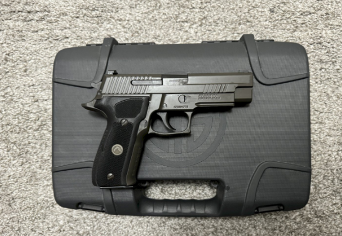 Sig Sauer P226 Legion