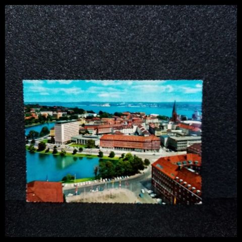 Ansichtskarte-Kiel. Blick auf Stadt und Hafen.