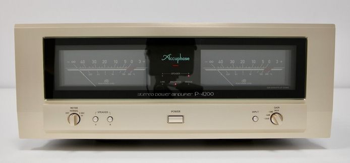 ACCUPHASE P-4200 P.I.A High-End Endstufe