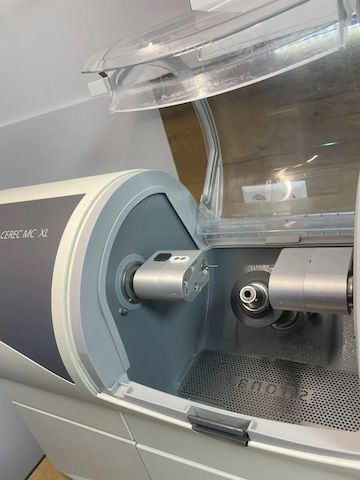 Sirona CEREC MC XL Schleifeinheit  D3439  Mit Rechnung