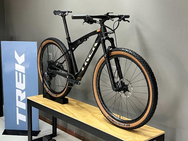 2021 Trek Supercaliber 9.8