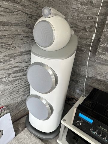 Bowers & Wilkins 801 D4 Weiß (Ein Paar !) Makelloser Zustand inkl. Original Zub