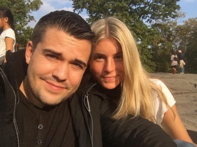 Reinrassige Möpse mit Stammbaum – 2 Weibchen & 1 Rüde noch verfügbar