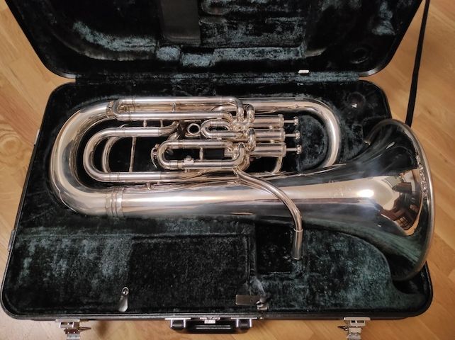 B Euphonium Yamaha Neo 642S