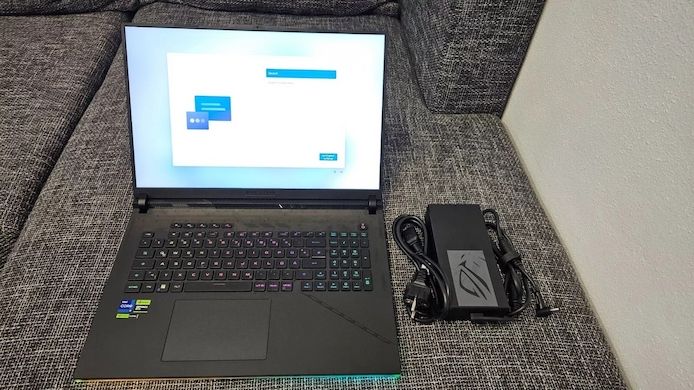 ASUS ROG Strix SCAR 18 Gaming Laptop