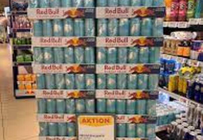 Red Bull Energy Drink Winter Edition Iced Dose (24 x 250 ml)