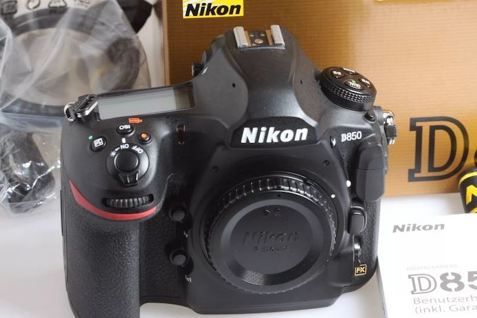 Nikon D850 Digital Gehäuse D 850 Body DSLR