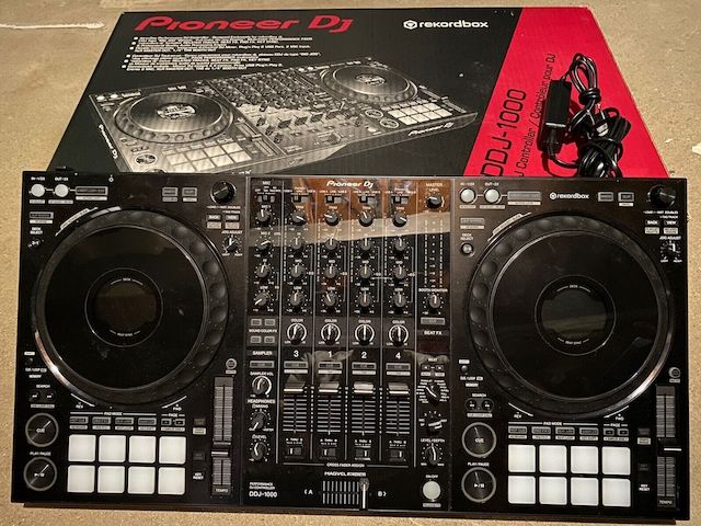 Pioneer DJ OPUS-QUAD, Pioneer DJ XDJ-RX3, Pioneer XDJ-XZ , Pioneer DJ DDJ-FLX10, Denon DJ Prime 4+