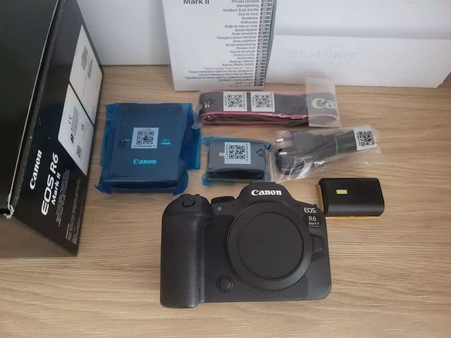 Kamera Mirrorless Canon Body