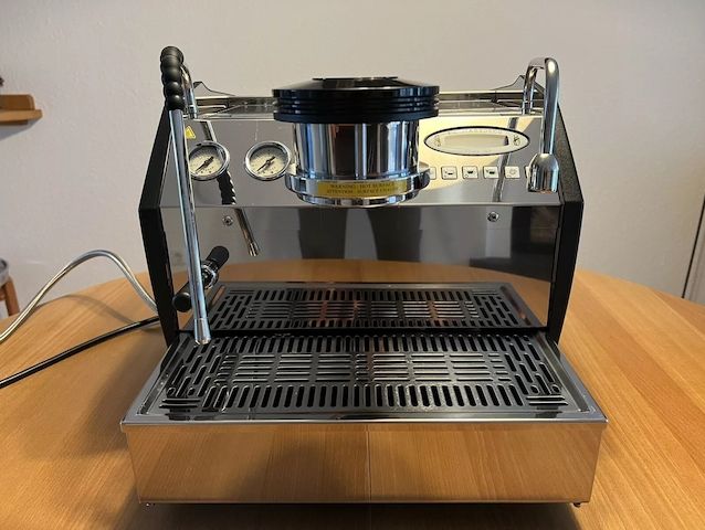 La Marzocco GS/3 schwarze Seitenteile