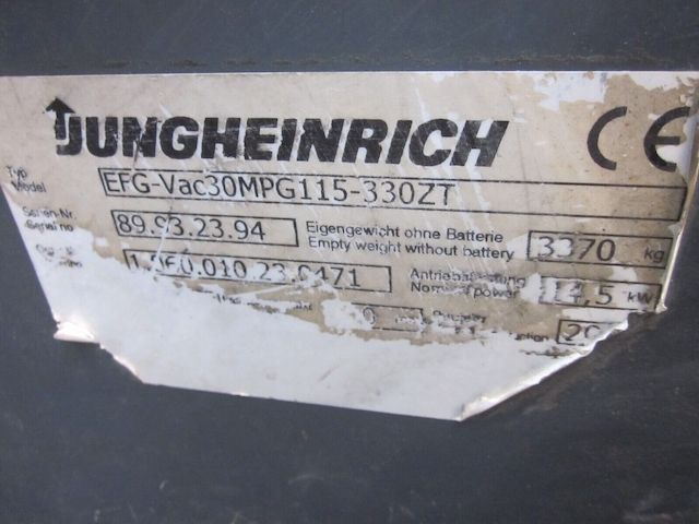 Elektrostapler Frontstapler JUNGHEINRICH EFG VAC30 3t3,3m Zinkenversteller