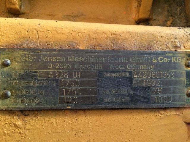 Jensen A328 Holzhäcksler Buschholzhacker