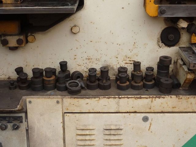 Profilschere Lochstanze GEKA HYDRRACROP 55 AD