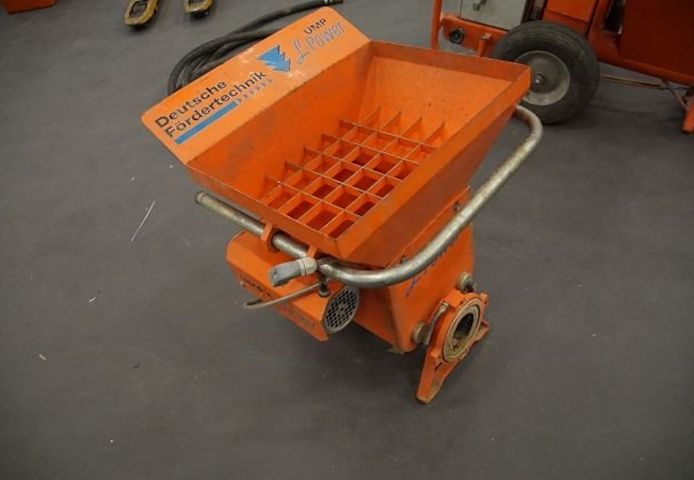 Putzmaschine UMP1, L-Power,mit Druckerhöhungspumpe, 4,4 kW
