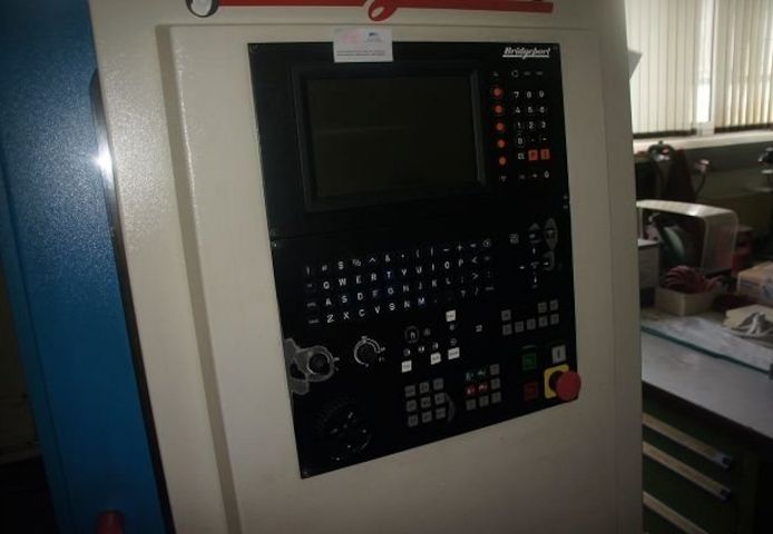 CNC Fräse Bridgeport, Heidenhain Steuerung, 22-fach Werkzeugwechsler