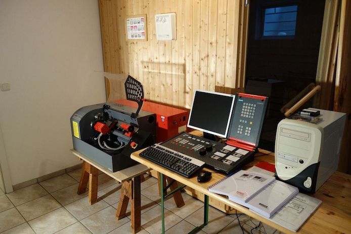 Neuwertige EMCO PC Turn 50  Compact 5 CNC  Mach3  PCNC  CAD  CAM  Isel