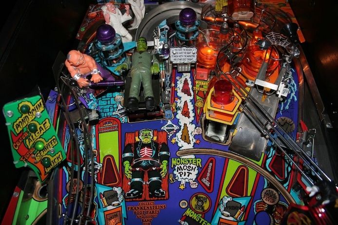 Monster Bash Flipper von Williams wegen Sammlungsauflösung  TOP  MB