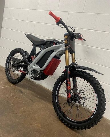 SUR-RON Light Bee Facelift 2024 X L1e Street Legal 40AH