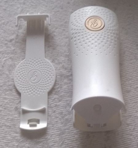 1 Nachfüller für Duftspender ohne Duftspender 10 ml mit Halterung für die Wand