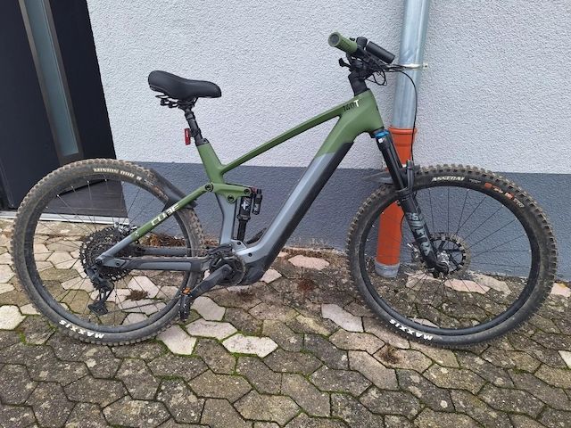 Cube Stereo Hybrid 140 TM 750watt XL mit nur 500km!