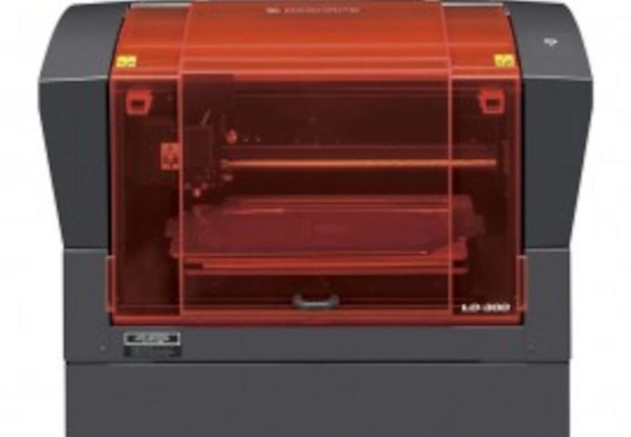Roland LD-300 Laser Decorator (MEGAH-PRINTING)