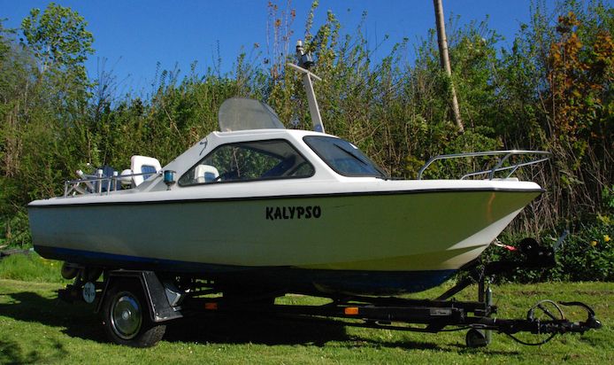 Halbkajütboot Ryds 475  baugleich Hille Roda 16, 50PS AB, Trailer 1000 kg