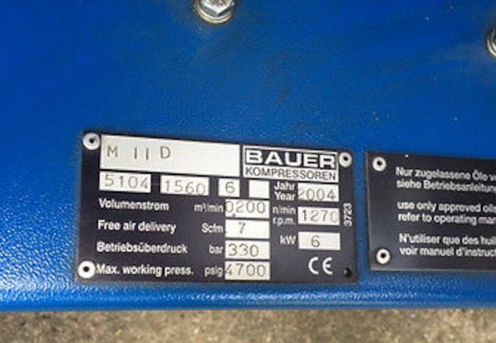 Hochdruckkompressor  Dieselmotor ( Bauer ) 300 Bar
