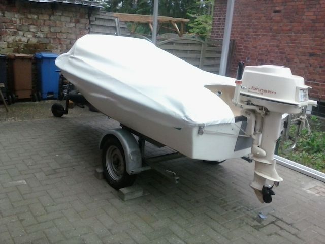 Sportboot, Motorboot Hammermeister Munga mit Johnson 18 PS und Trailer