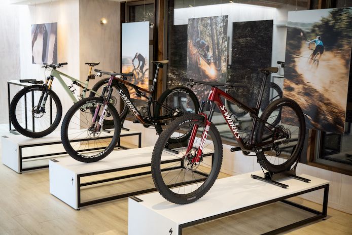 2024 Specialized Epic 8 EVO Pro