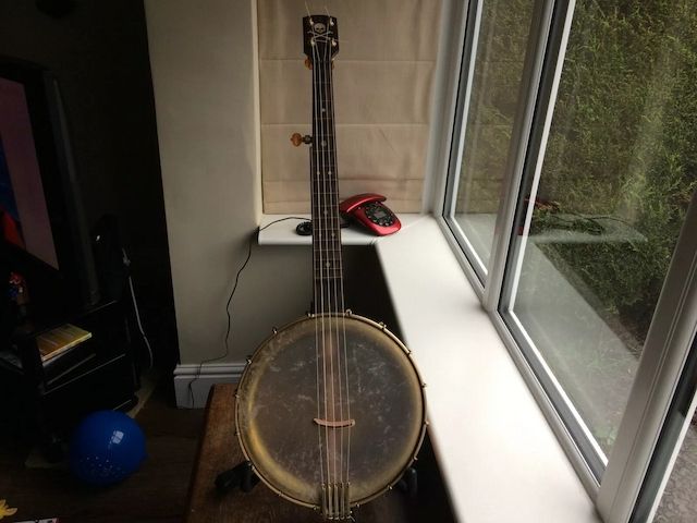 Bubinga Banjo geripptes Griffbrett  Oettinger Saitenhalter