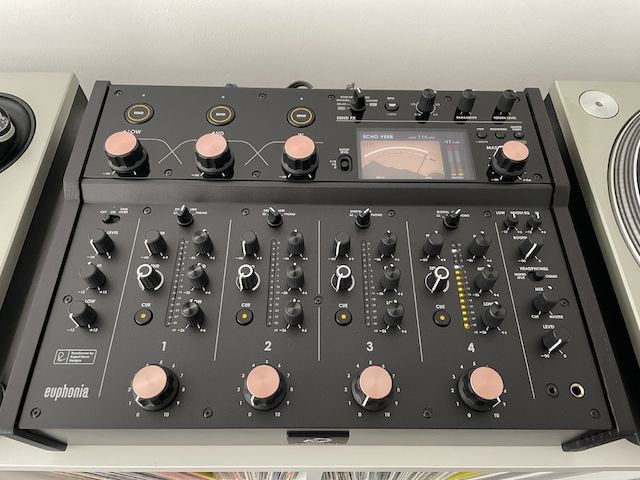 Pioneer CDJ-3000, DJM-A9, AlphaTheta Euphonia, Pioneer CDJ-2000NXS2, DJM-900NXS2, Pioneer DJM-V10