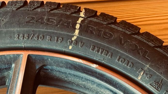 Kompletträder Cupra Ateca Original Felgen, Reifen Continental 245/40 R19 V XL MS