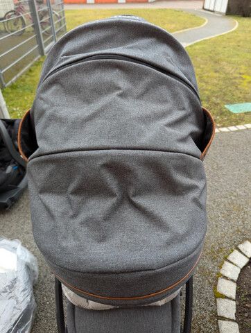 Kinderwagen + Autoschale