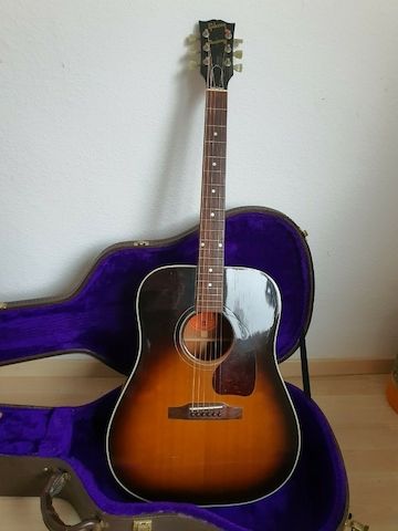 Gibson J-45 125th Anniversary - Autumn Burst