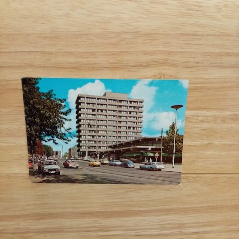 Postkarte-Gelsenkirchen,Ebertstraße mit Iduna-Hochhaus.