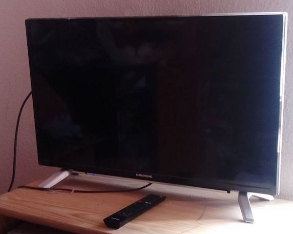 GRUNDIG 32" HD LED TV
