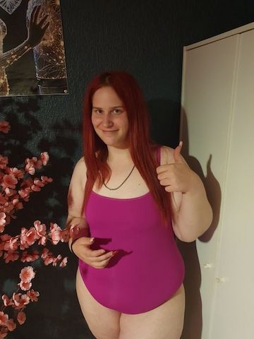 Curvy Viki diskret besuchbar für echte Erotik
