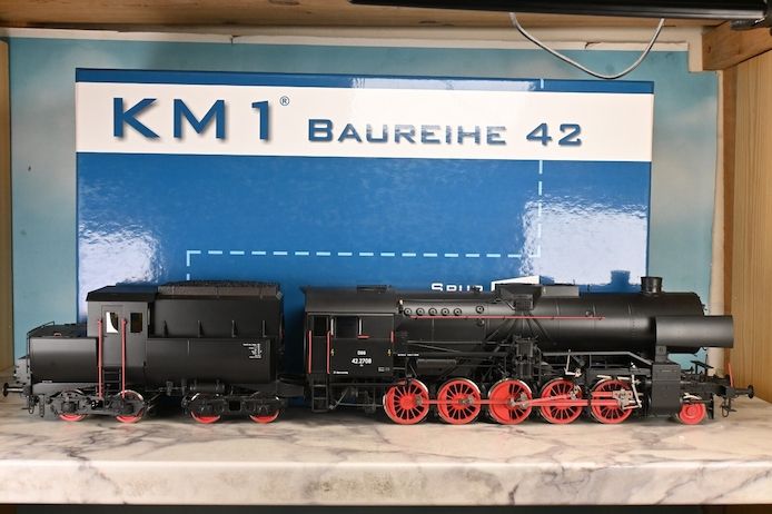 KM 1 Modellbau Spur 1 Br. 42.2708 Dampflok der ÖBB MFX & Sound