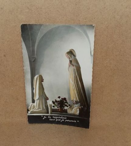 Ansichtskarte-D-155-LOURDES-A SILE NOTRE-DAME. 1960