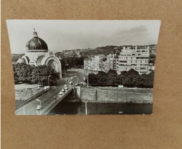 D-23-LIEGE-Le Pont sur I Ourthe et I eglise-Belgien