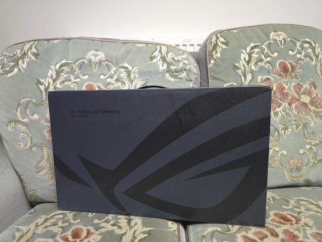 ASUS ROG Zephyrus G16 Ultra 9 285H RTX 5080