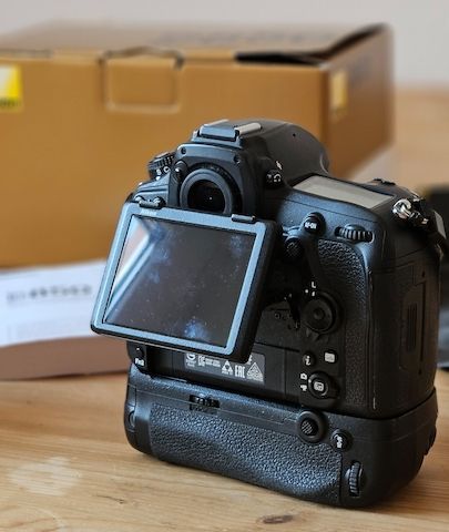 Nikon D850  Vollformat Digital SLR Kamera