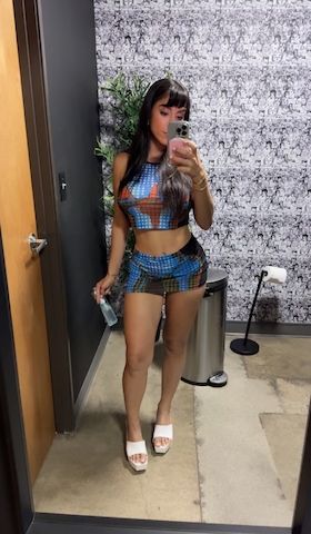 hallo bin eine sexy hausfrau