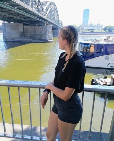Suche Gangbang oder kleine Gruppe