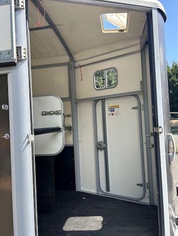 IFOR Williams HB506 – Pferdeanhänger, Baujahr 2018
