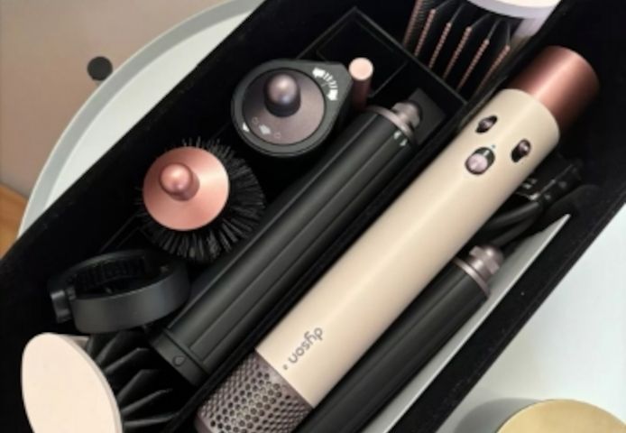 Dyson Airwrap Multistyler in Pink