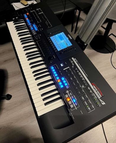 Yamaha Tyros 4