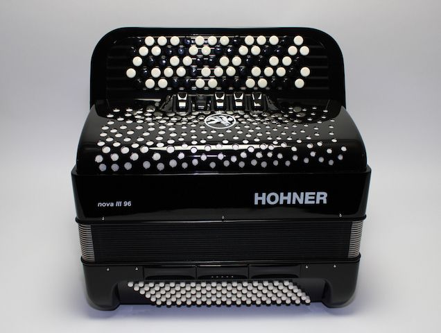 Akkordeon Hohner Nova III 96